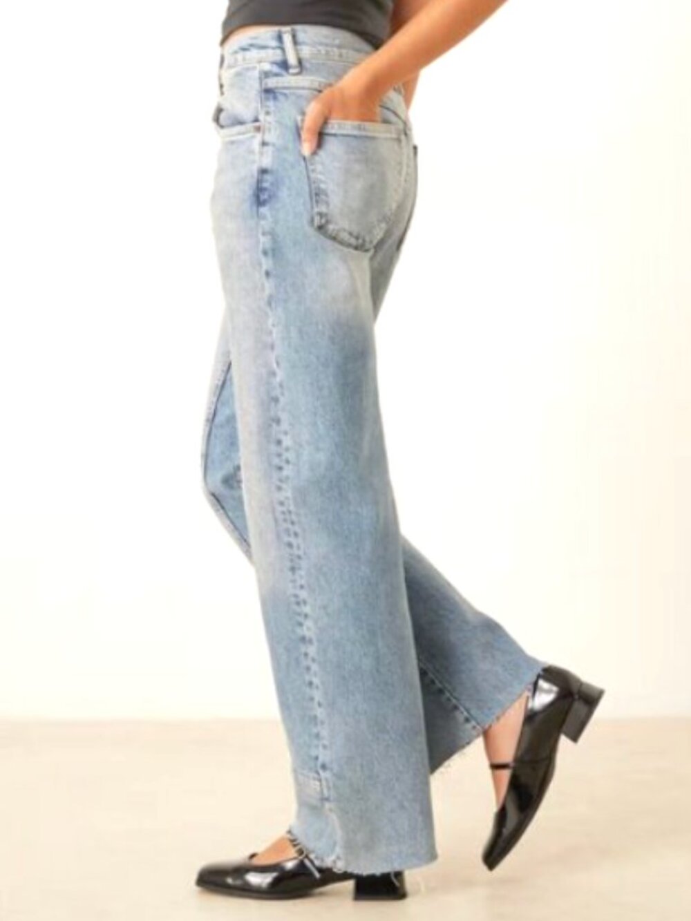 We The Free Women's "Lasso" High-Rise Straight Leg Jeans- Light Wash Blue - 31